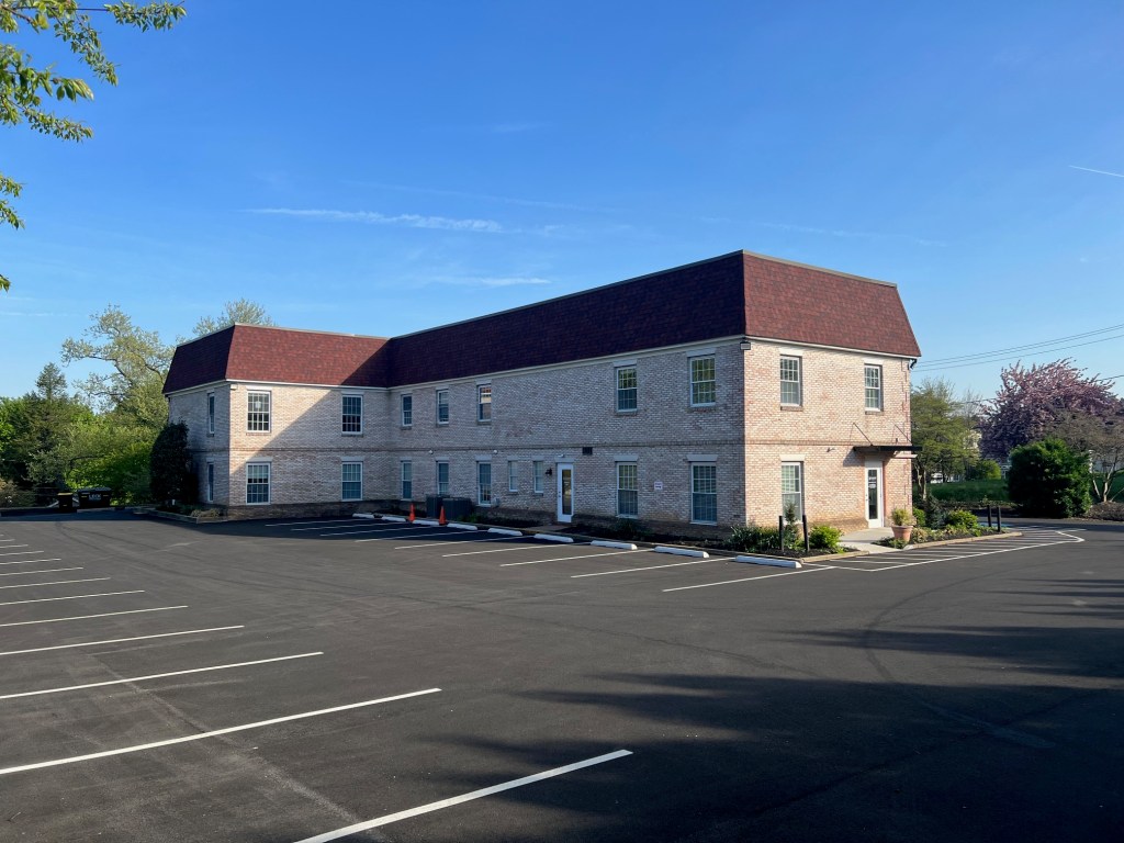 Flagship Oral, Facial, and Dental Implant Surgery building parking lot in Jenkintown, PA