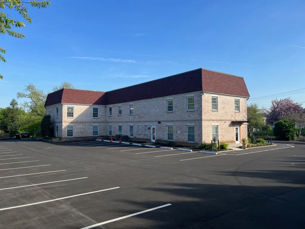 Flagship Oral, Facial, and Dental Implant Surgery building parking lot in Jenkintown, PA