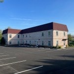 Flagship Oral, Facial, and Dental Implant Surgery building parking lot in Jenkintown, PA